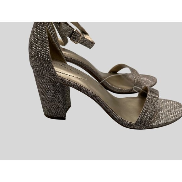 Bandolino 8M Glittery Gold Open Toe Heel Sandals Ankle Strap Buckle Closure - Picture 7 of 16